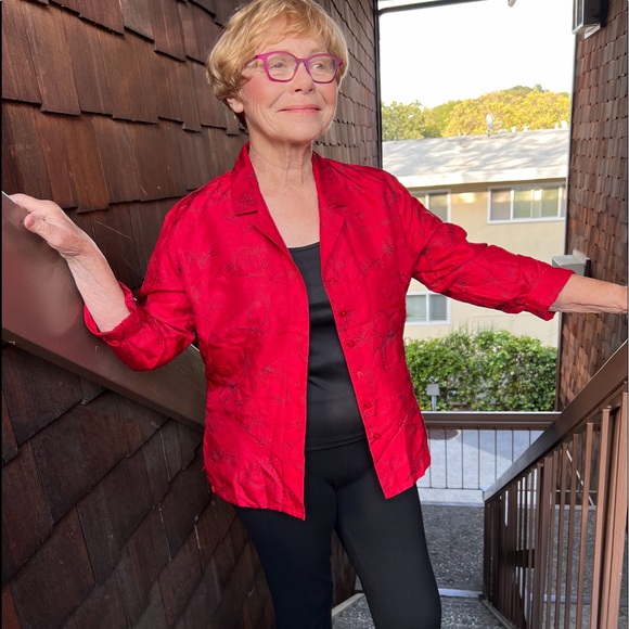Carole Little red embroidered lined button down blouse, large - Picture 8 of 15